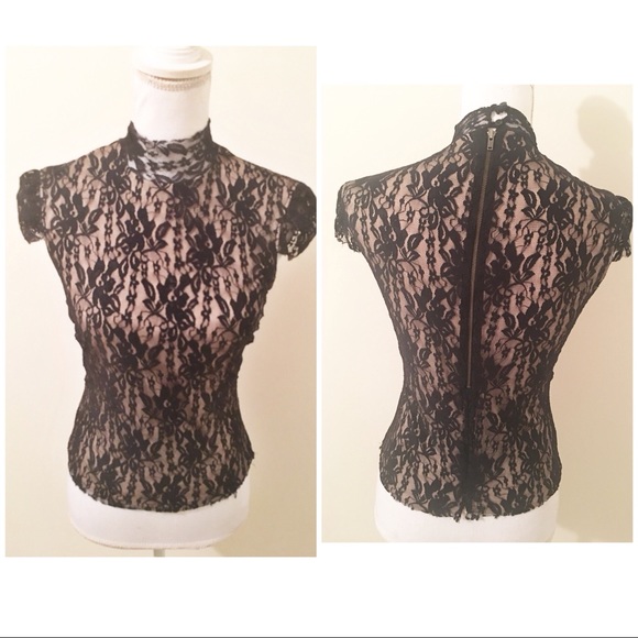 Laundry By Shelli Segal Tops - Laundry by shell segal lace top